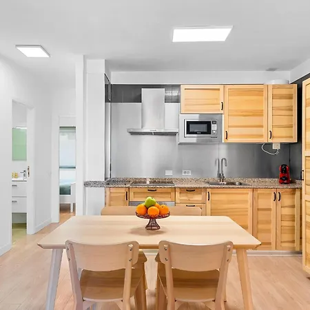 Elegant With Private Workspace Apartment Candelaria